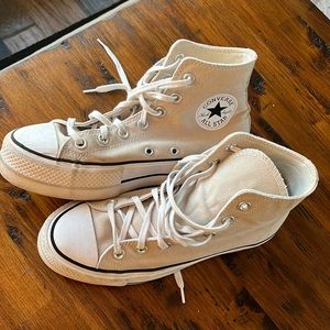 Beige platform converse - good used condition